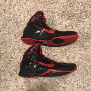 Men’s Nike Hyperdunk basketball shoes